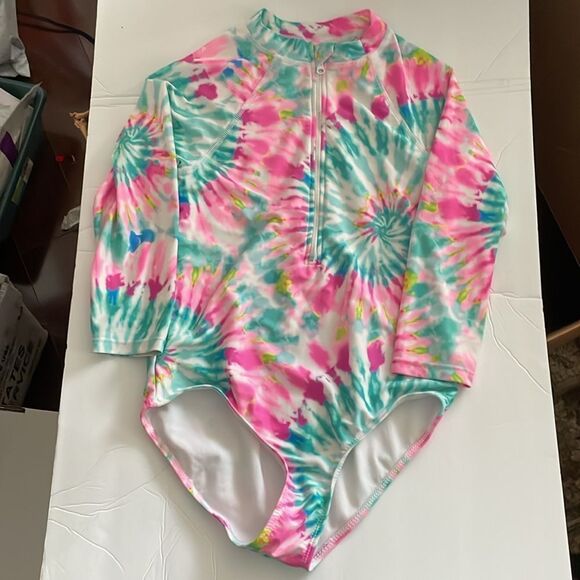 125- Girls one piece swim  Suit - Picture 6 of 6